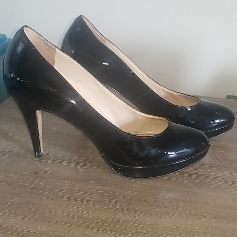 Enzo Angiolini Platform Pump Heel